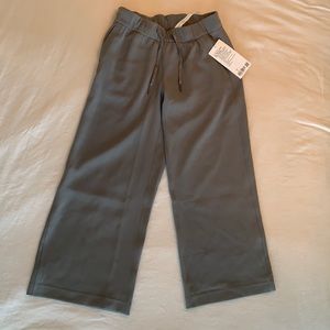 NWT Lululemon On the Fly 7/8 WL Pant